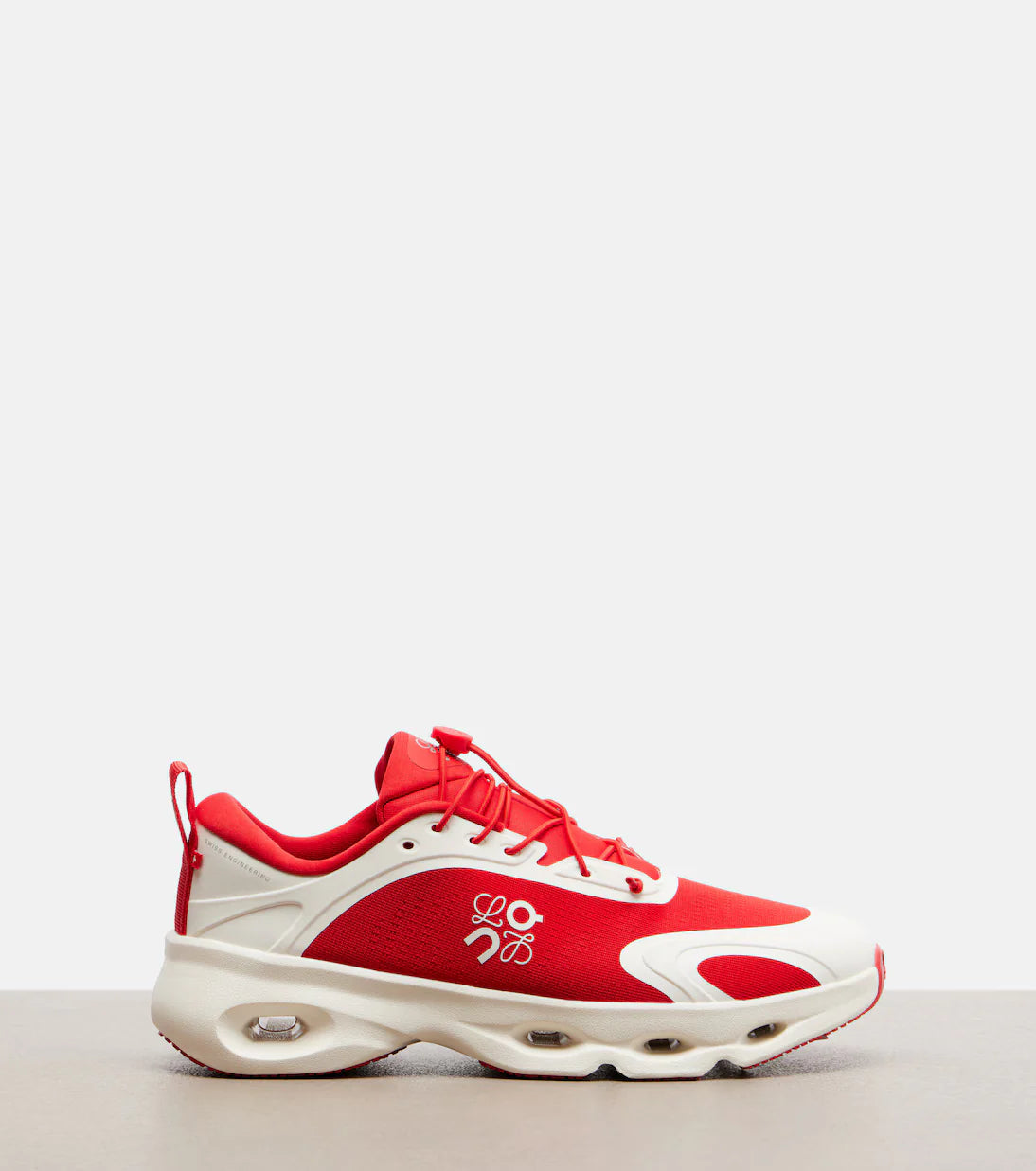Loewe x ON - Cloudsolo